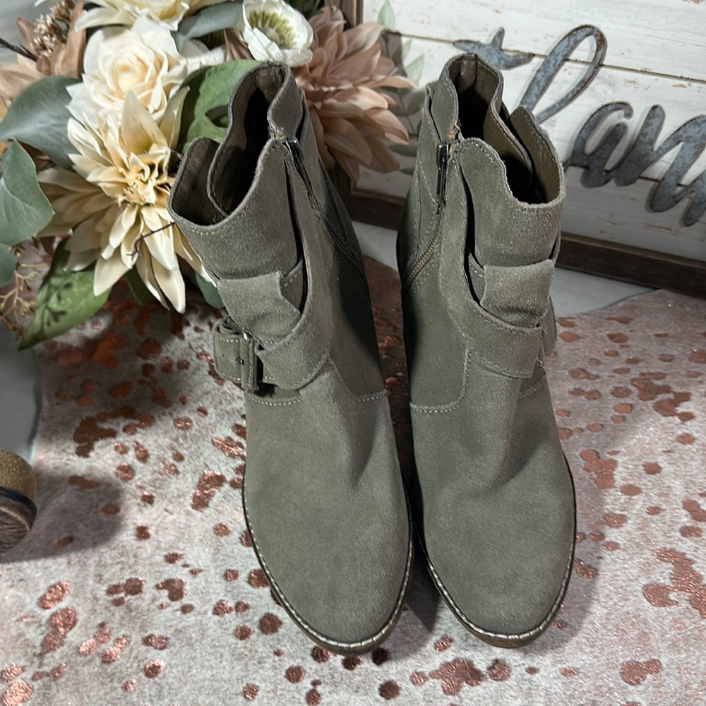 Dolce vita leather booties